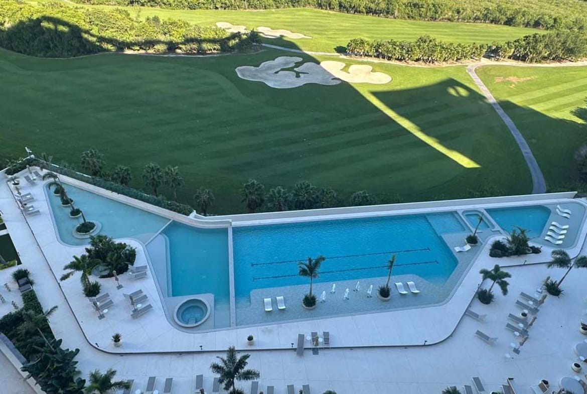 Renta WOHA Puerto Cancún | 2 recámaras | Vista al mar